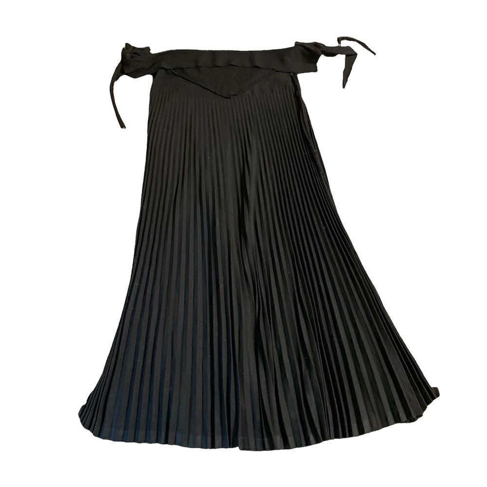 Black side-less coverup skirt